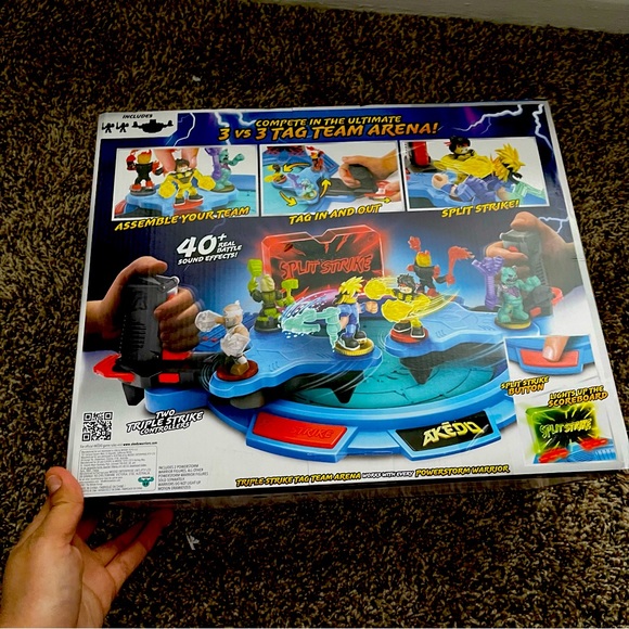 Legends of Akedo Powerstorm - Picture 2 of 2